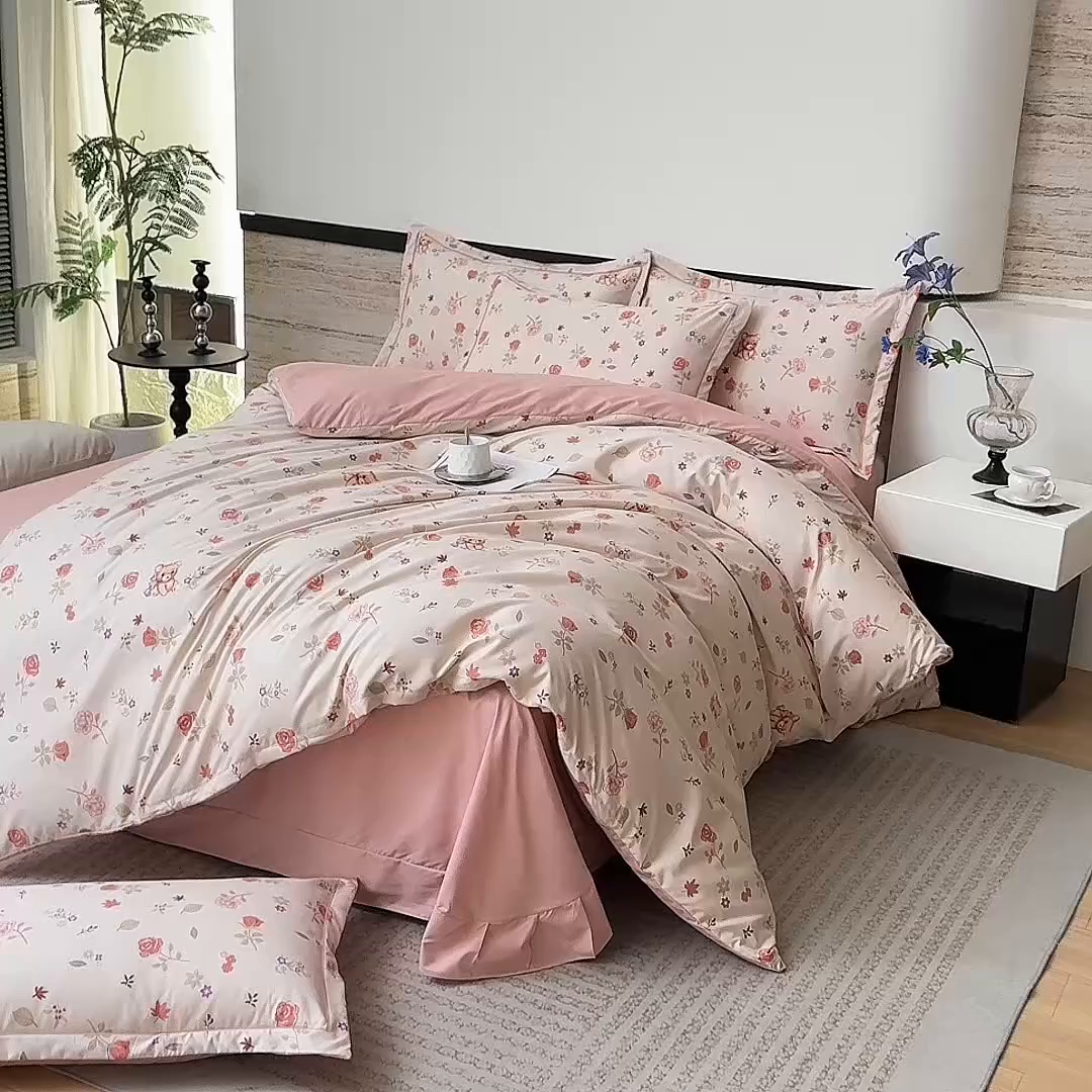 91家纺网 家纺一手货源 找家纺 巧格家纺 2025爆款超柔云朵棉双层纱四件套不起球不掉色床裙款 安妮宝贝-米