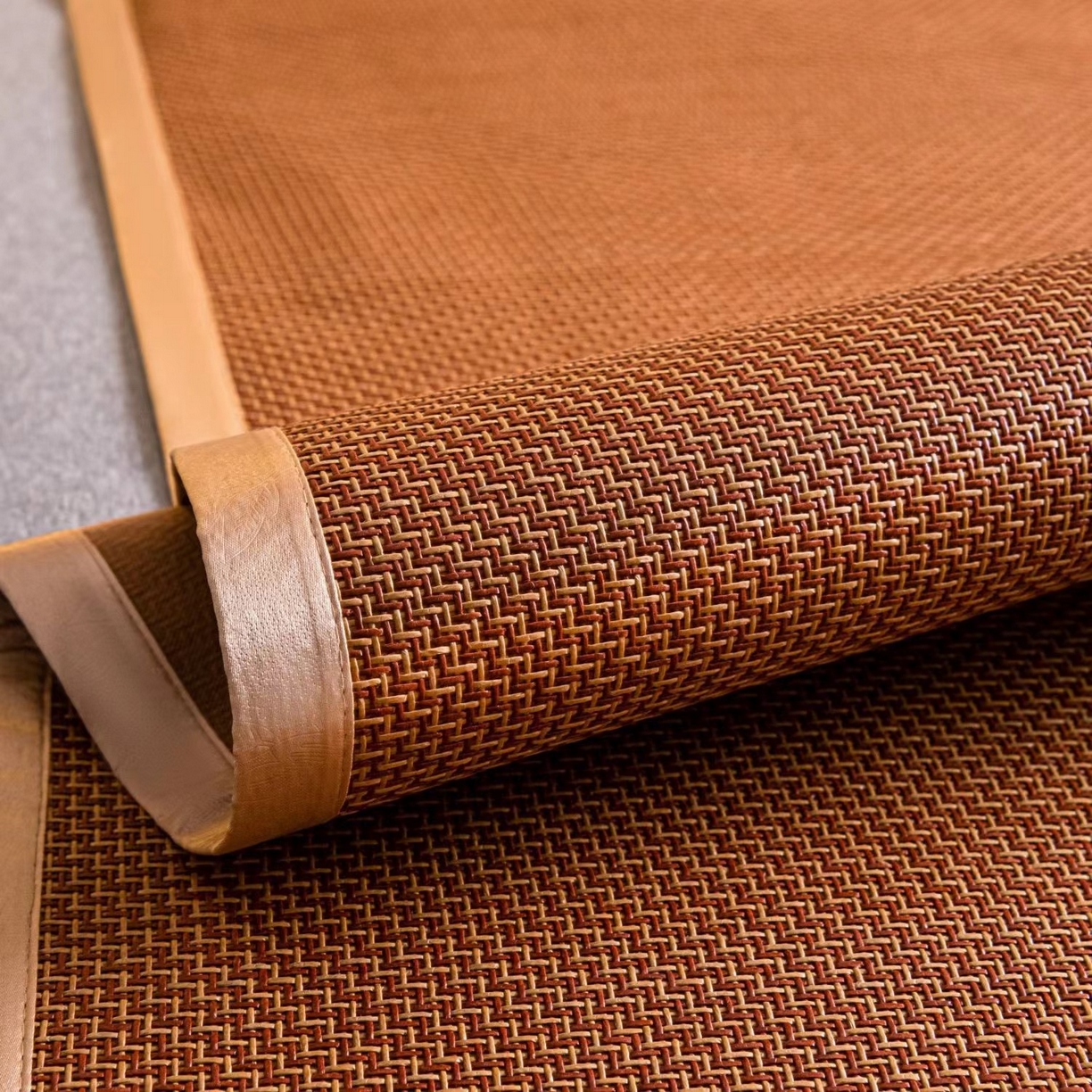 91家纺网 家纺一手货源 找家纺 梵希良品家纺 2025新款艾草加厚藤席夏季双人席子可折叠凉席 艾草步步高升