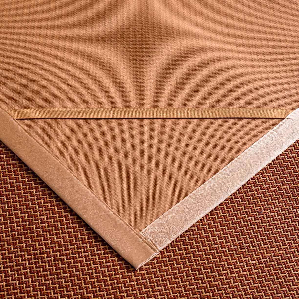 91家纺网 家纺一手货源 找家纺 梵希良品家纺 2025新款艾草加厚藤席夏季双人席子可折叠凉席 艾草步步高升