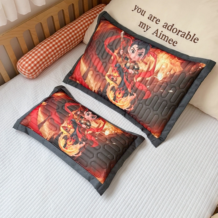 91家纺网 家纺一手货源 找家纺 （总）纽乐家纺 2025新款卡通5D数码印花哪吒周边儿童冰丝乳胶凉枕枕套枕芯