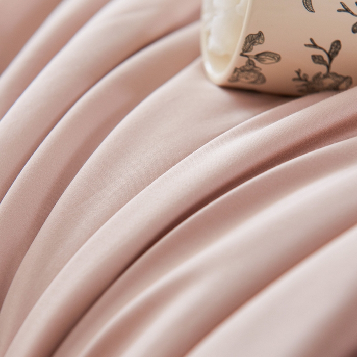 91家纺网 家纺一手货源 找家纺 紫乐家纺 2025新款60长绒棉纯色夏被 山茶杏