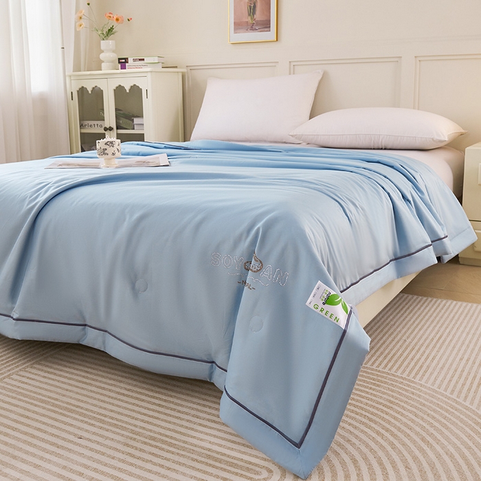 91家纺网 家纺一手货源 找家纺 紫乐家纺 2025新款60长绒棉纯色夏被 星光蓝