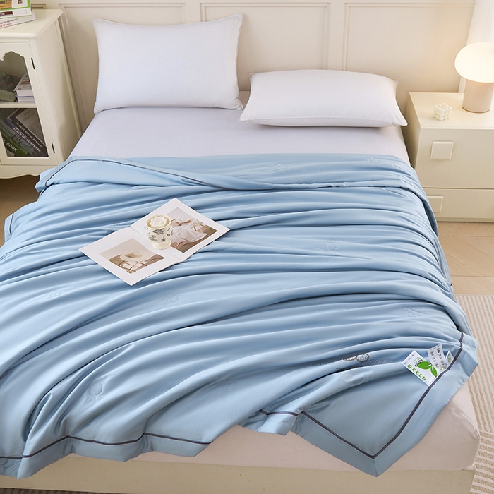 91家纺网 家纺一手货源 找家纺 紫乐家纺 2025新款60长绒棉纯色夏被 星光蓝