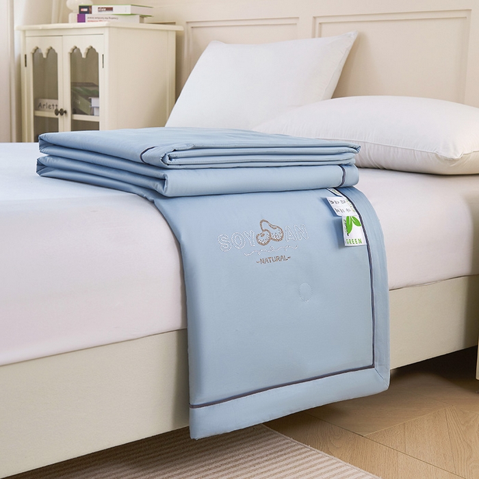 91家纺网 家纺一手货源 找家纺 紫乐家纺 2025新款60长绒棉纯色夏被 星光蓝