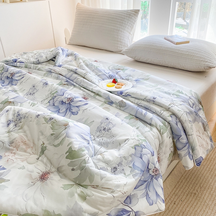 91家纺网 家纺一手货源 找家纺 七里香 2025新款防锦安带氨纶5D凉感丝夏被 繁花