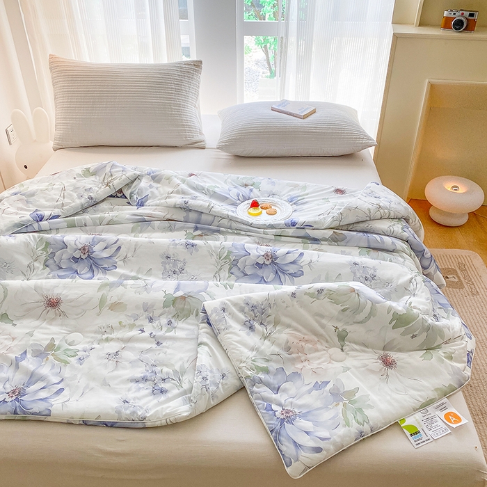 91家纺网 家纺一手货源 找家纺 七里香 2025新款防锦安带氨纶5D凉感丝夏被 繁花