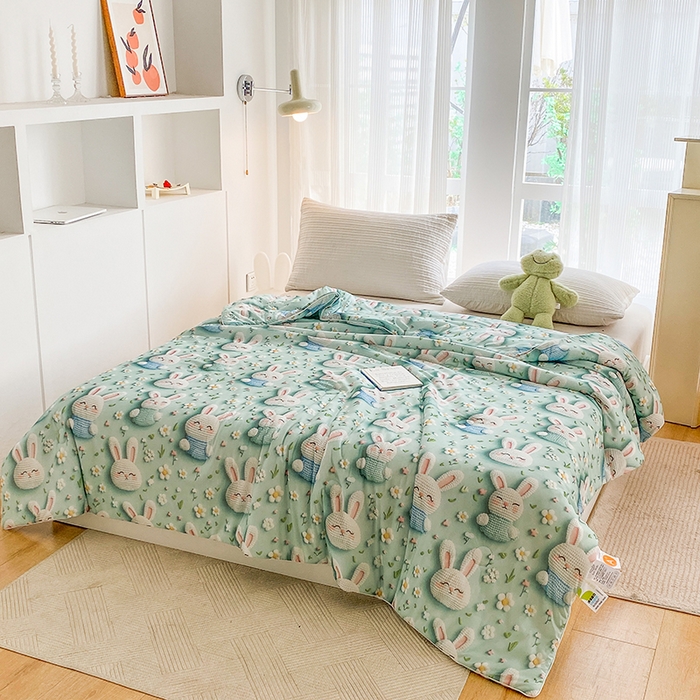 91家纺网 家纺一手货源 找家纺 七里香 2025新款防锦安带氨纶5D凉感丝夏被 兔子