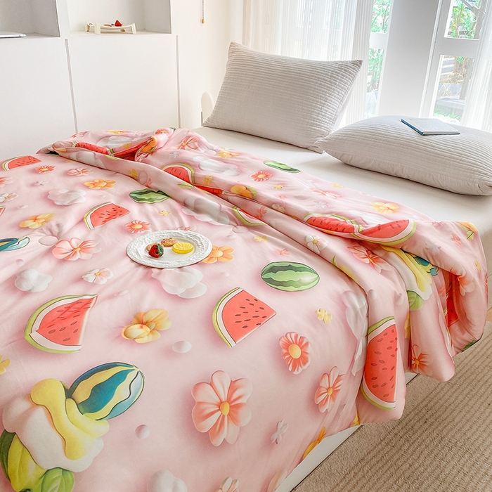 91家纺网 家纺一手货源 找家纺 七里香 2025新款防锦安带氨纶5D凉感丝夏被 西瓜