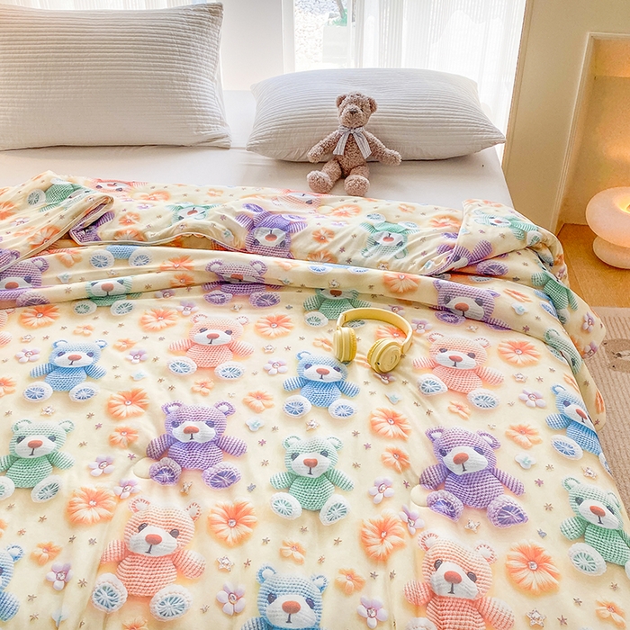 91家纺网 家纺一手货源 找家纺 七里香 2025新款防锦安带氨纶5D凉感丝夏被 小熊