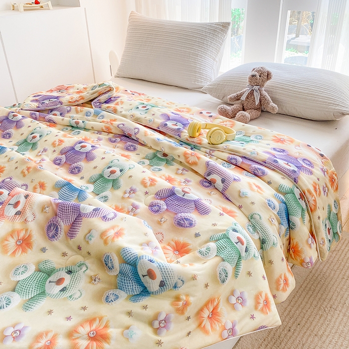 91家纺网 家纺一手货源 找家纺 七里香 2025新款防锦安带氨纶5D凉感丝夏被 小熊