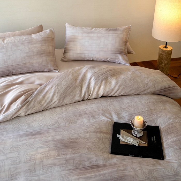 91家纺网 家纺一手货源 找家纺 禾时 2025新款60S兰精天丝数码印花暗合简约款四件套 卡西纳-咖