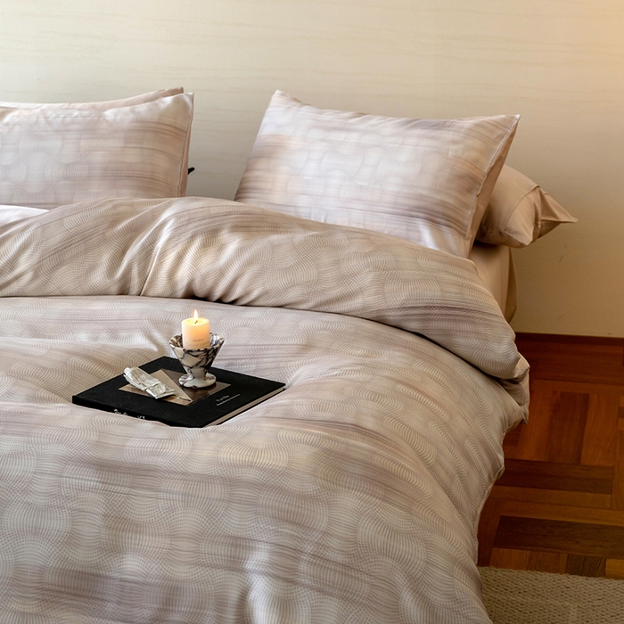 91家纺网 家纺一手货源 找家纺 禾时 2025新款60S兰精天丝数码印花暗合简约款四件套 卡西纳-咖