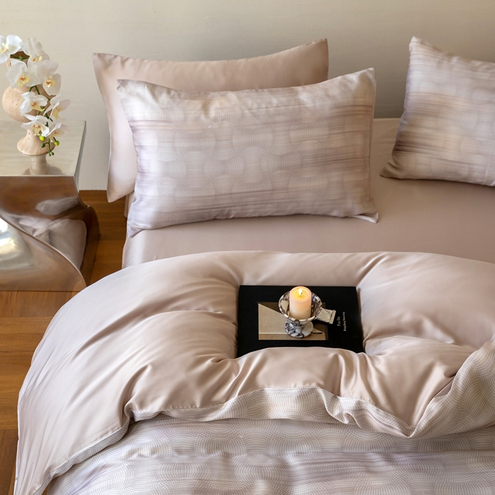 91家纺网 家纺一手货源 找家纺 禾时 2025新款60S兰精天丝数码印花暗合简约款四件套 卡西纳-咖