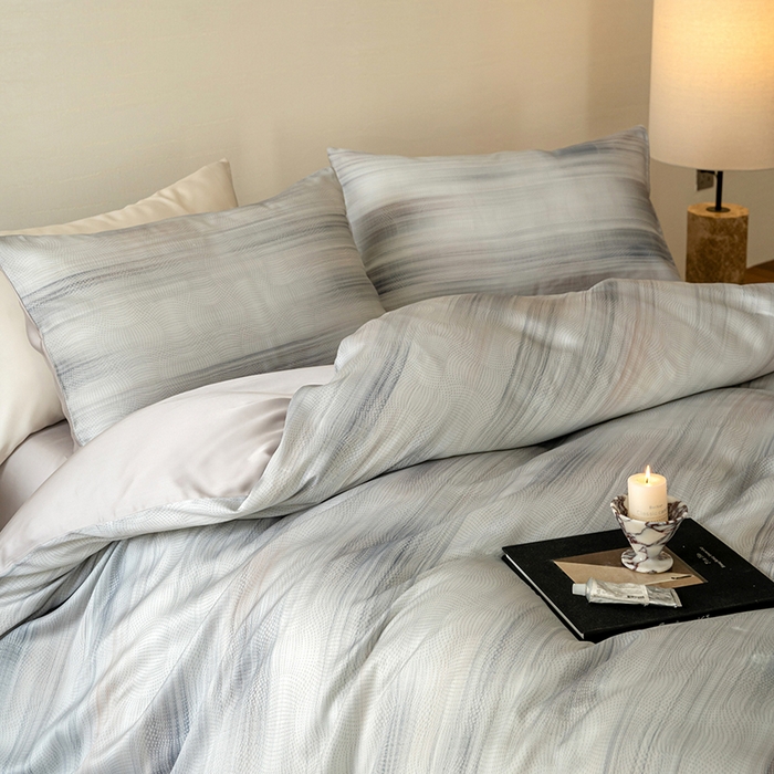 91家纺网 家纺一手货源 找家纺 禾时 2025新款60S兰精天丝数码印花暗合简约款四件套 卡西纳-紫