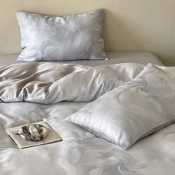 91家纺网 家纺一手货源 找家纺 禾时 2025新款60S兰精天丝数码印花暗合简约款四件套 莫斯-灰