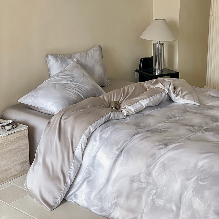 91家纺网 家纺一手货源 找家纺 禾时 2025新款60S兰精天丝数码印花暗合简约款四件套 莫斯-灰