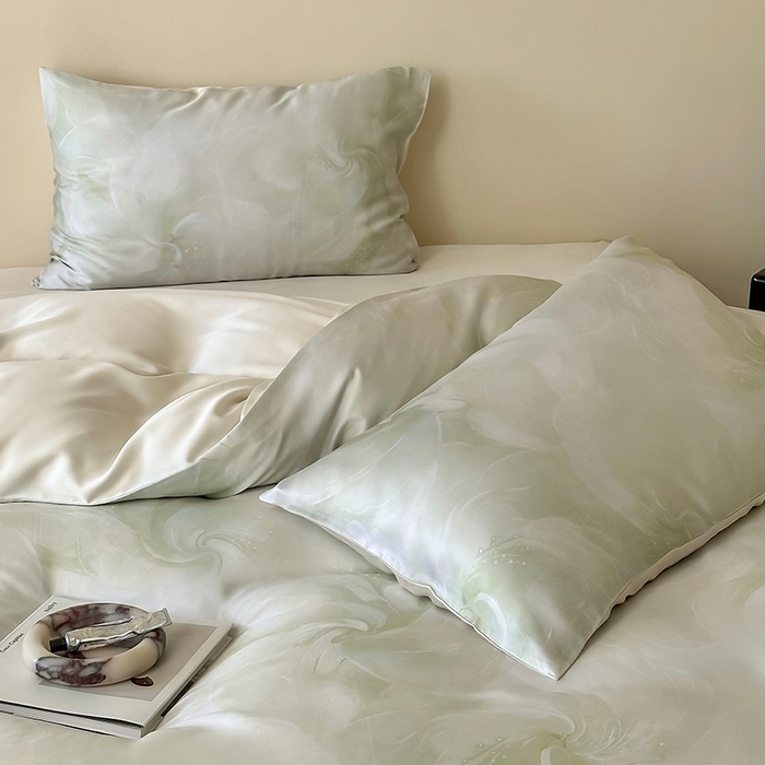 91家纺网 家纺一手货源 找家纺 禾时 2025新款60S兰精天丝数码印花暗合简约款四件套 莫斯-绿