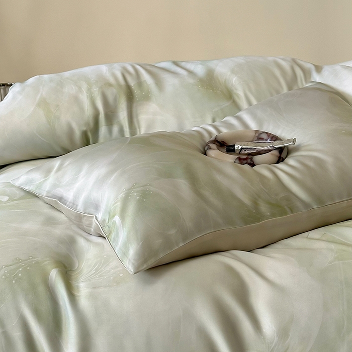 91家纺网 家纺一手货源 找家纺 禾时 2025新款60S兰精天丝数码印花暗合简约款四件套 莫斯-绿