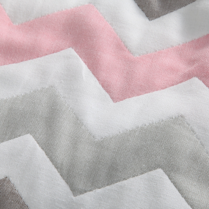 91家纺网 家纺一手货源 找家纺  （提供买家秀 爆款花型 不断货）2025新款六层纱布毛巾被 菱纹粉