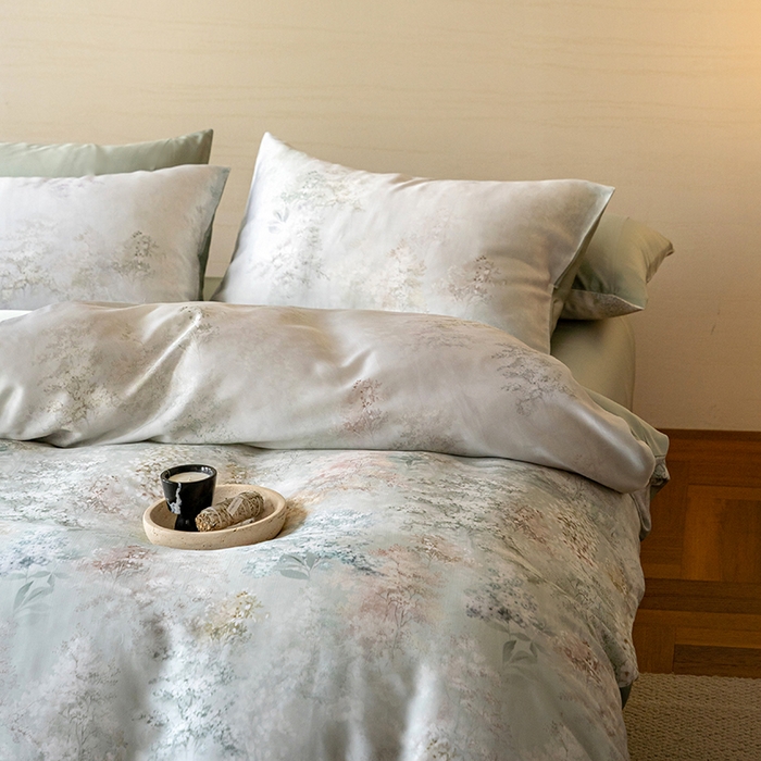 91家纺网 家纺一手货源 找家纺 禾时 2025新款60S兰精天丝数码印花暗合简约款四件套 栖舟-绿