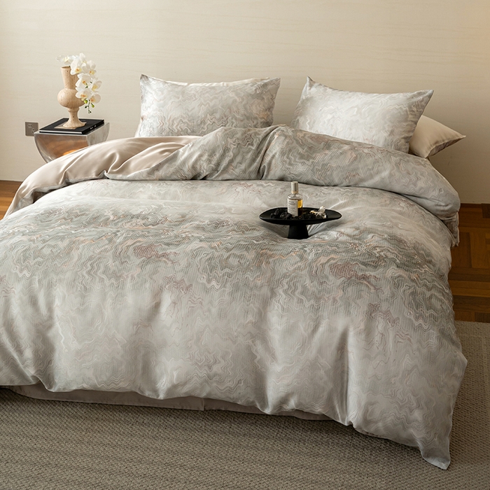 91家纺网 家纺一手货源 找家纺 禾时 2025新款60S兰精天丝数码印花暗合简约款四件套 望川-灰