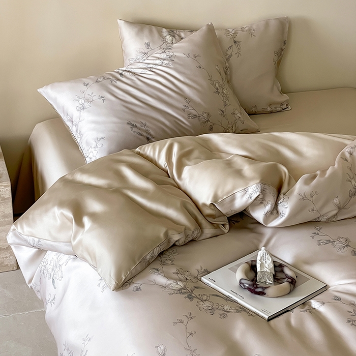 91家纺网 家纺一手货源 找家纺 禾时 2025新款60S兰精天丝数码印花暗合简约款四件套 夕瑶-浅桔