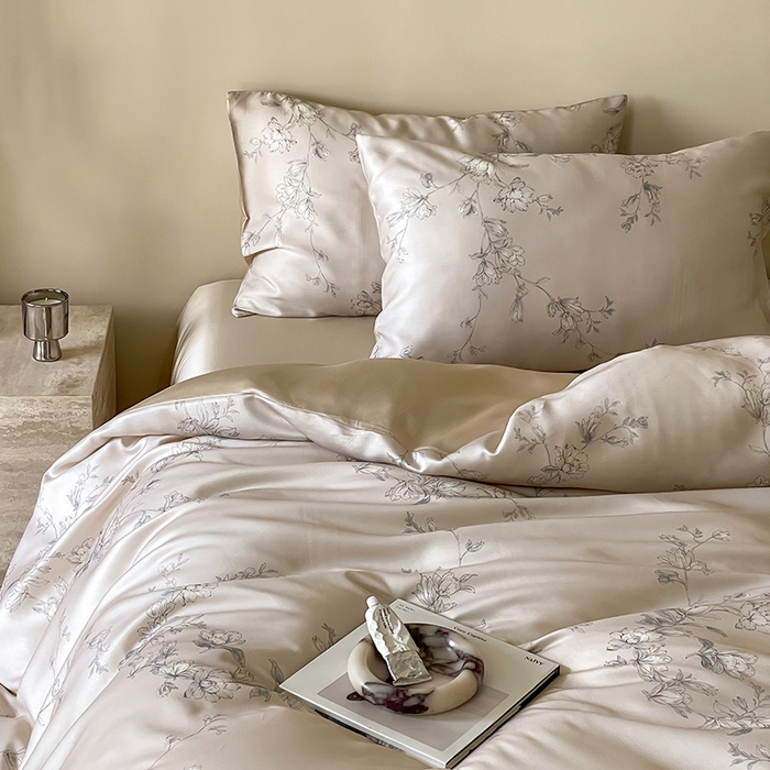 91家纺网 家纺一手货源 找家纺 禾时 2025新款60S兰精天丝数码印花暗合简约款四件套 夕瑶-浅桔