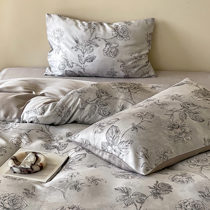 91家纺网 家纺一手货源 找家纺 禾时 2025新款60S兰精天丝数码印花暗合简约款四件套 夏洛-灰