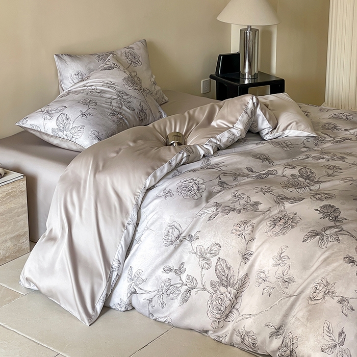 91家纺网 家纺一手货源 找家纺 禾时 2025新款60S兰精天丝数码印花暗合简约款四件套 夏洛-灰