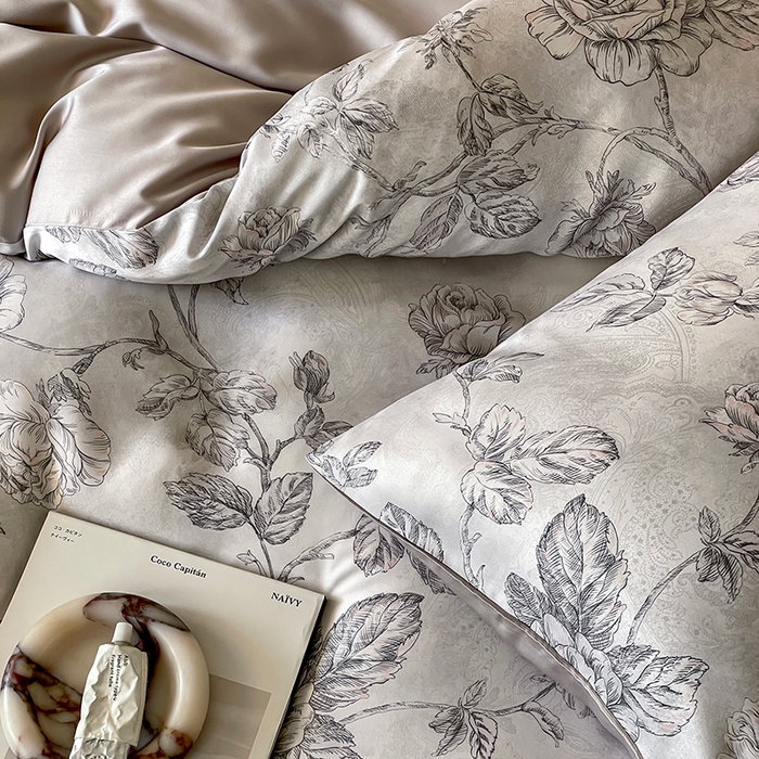 91家纺网 家纺一手货源 找家纺 禾时 2025新款60S兰精天丝数码印花暗合简约款四件套 夏洛-灰