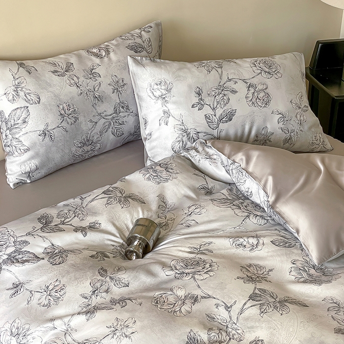 91家纺网 家纺一手货源 找家纺 禾时 2025新款60S兰精天丝数码印花暗合简约款四件套 夏洛-灰