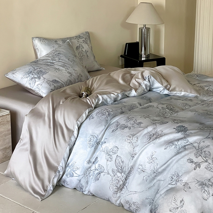 91家纺网 家纺一手货源 找家纺 禾时 2025新款60S兰精天丝数码印花暗合简约款四件套 夏洛-蓝