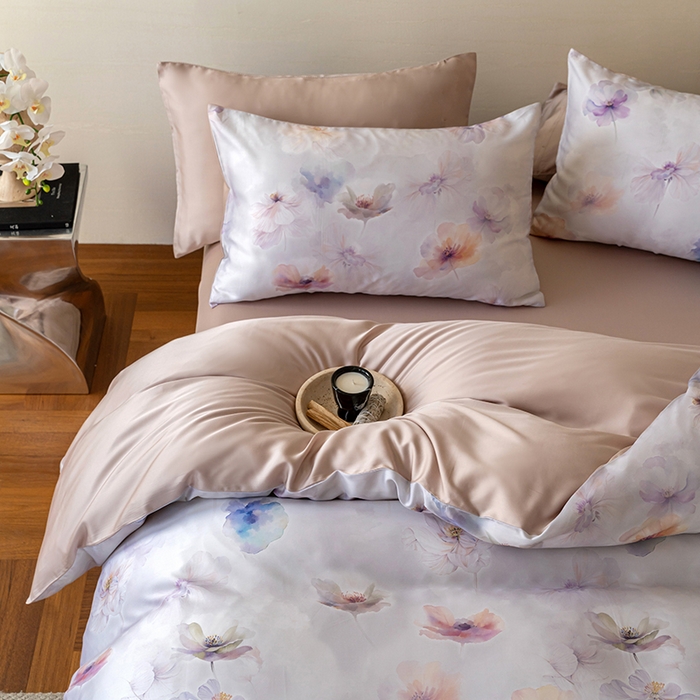 91家纺网 家纺一手货源 找家纺 禾时 2025新款60S兰精天丝数码印花暗合简约款四件套 夏芷-浅紫