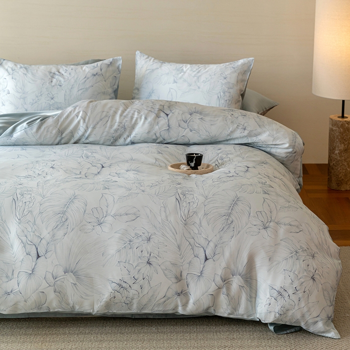 91家纺网 家纺一手货源 找家纺 禾时 2025新款60S兰精天丝数码印花暗合简约款四件套 叶影-蓝