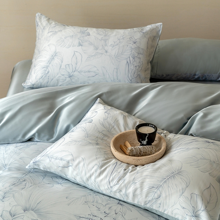 91家纺网 家纺一手货源 找家纺 禾时 2025新款60S兰精天丝数码印花暗合简约款四件套 叶影-蓝