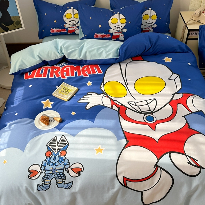 91家纺网 家纺一手货源 找家纺 金爱家 2025新款纯棉数码印花系列四件套-奥特曼 D-星际漫步