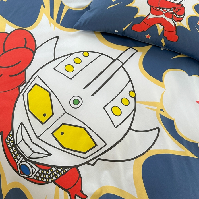 91家纺网 家纺一手货源 找家纺 金爱家 2025新款纯棉数码印花系列四件套-奥特曼 D-突破重围