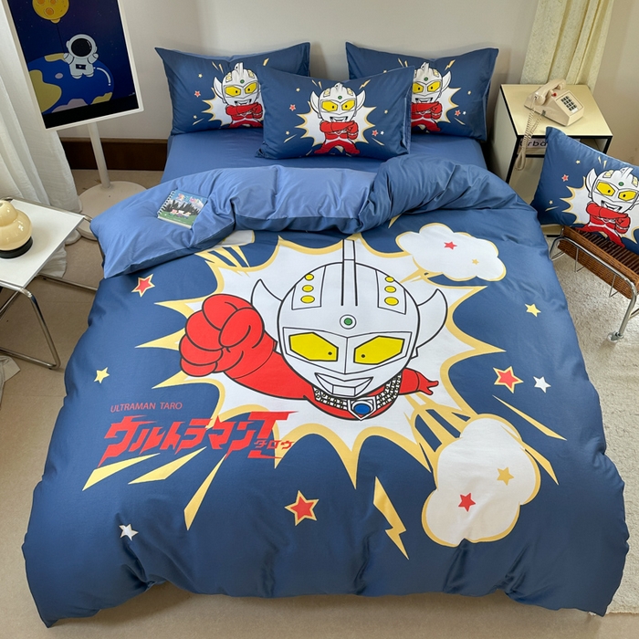 91家纺网 家纺一手货源 找家纺 金爱家 2025新款纯棉数码印花系列四件套-奥特曼 D-突破重围