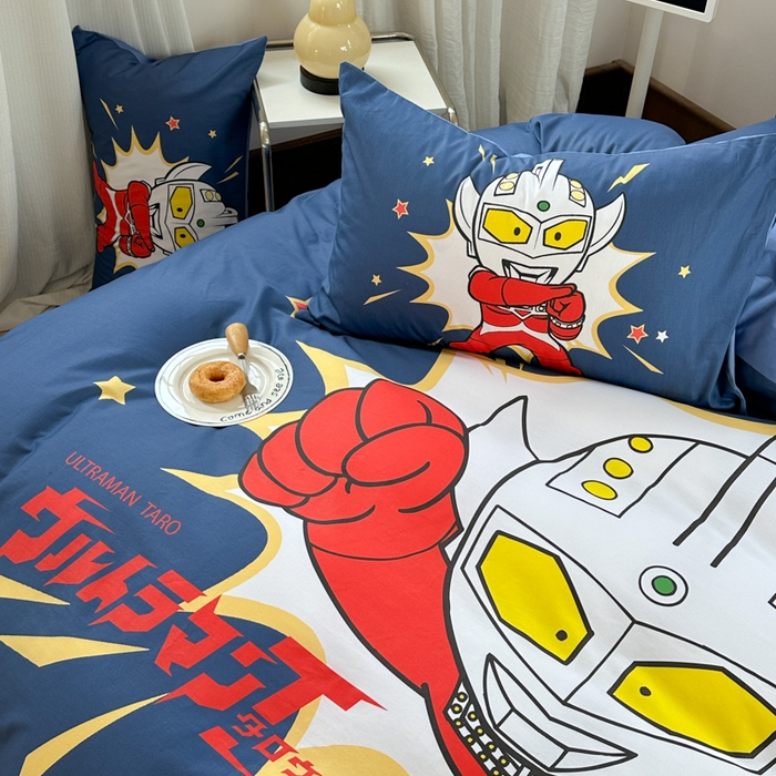 91家纺网 家纺一手货源 找家纺 金爱家 2025新款纯棉数码印花系列四件套-奥特曼 D-突破重围