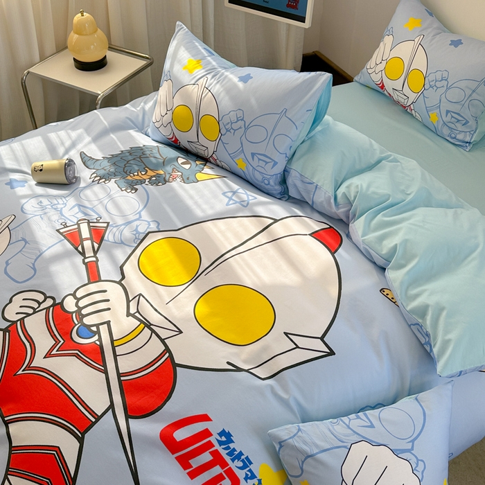 91家纺网 家纺一手货源 找家纺 金爱家 2025新款纯棉数码印花系列四件套-奥特曼 D-护卫队