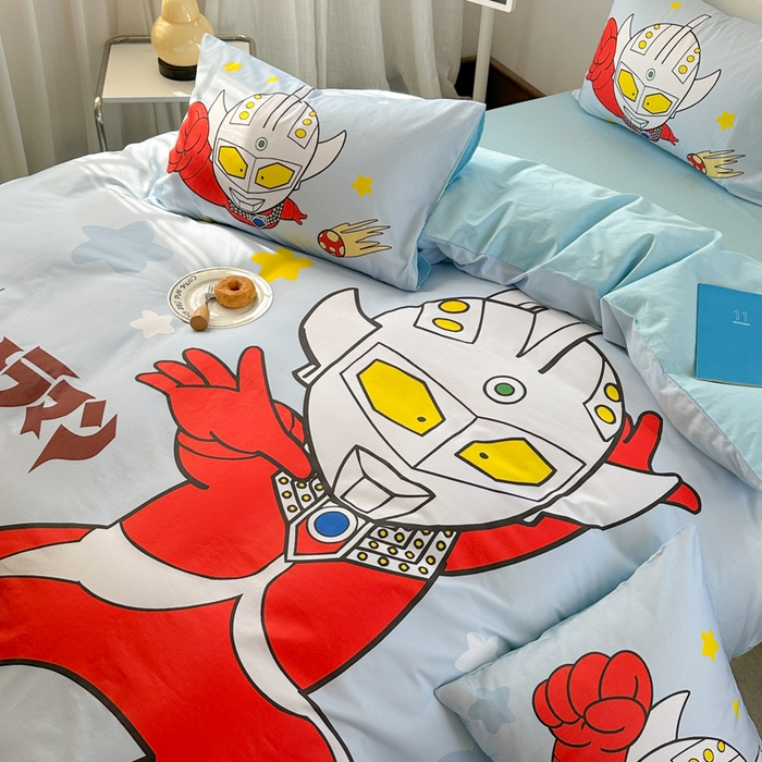 91家纺网 家纺一手货源 找家纺 金爱家 2025新款纯棉数码印花系列四件套-奥特曼 D-超级英雄