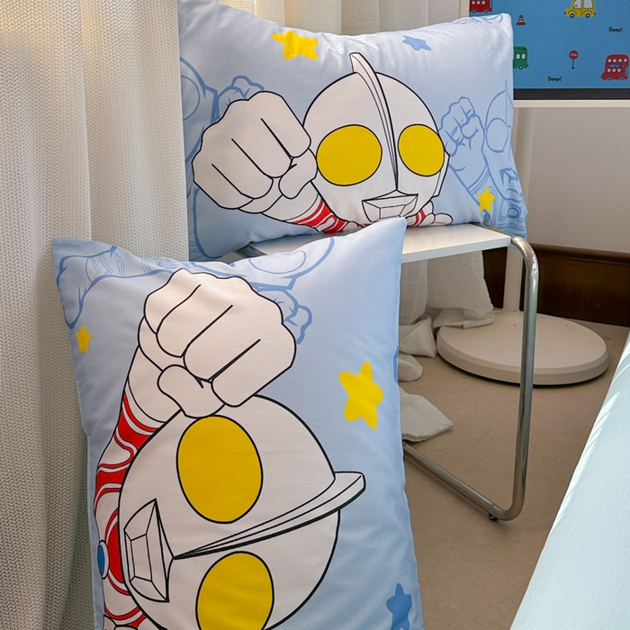 91家纺网 家纺一手货源 找家纺 金爱家 2025新款纯棉数码印花系列四件套-奥特曼 D-护卫队