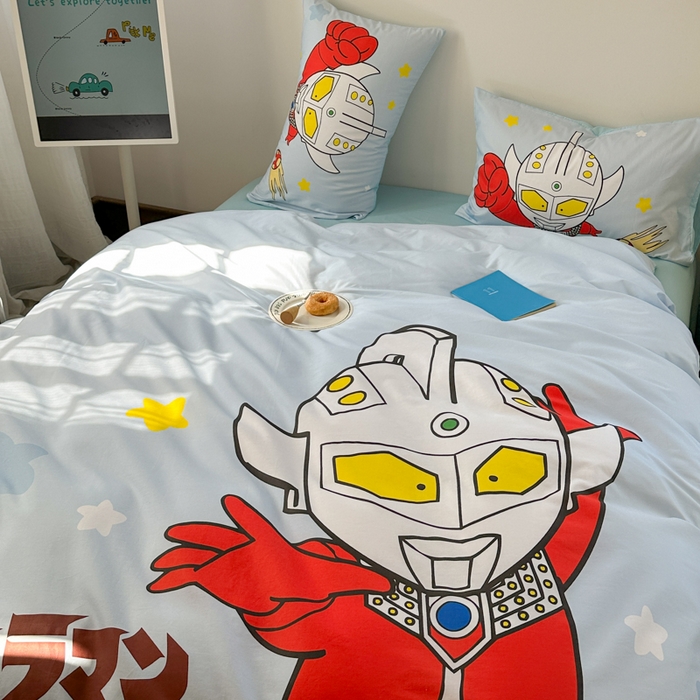 91家纺网 家纺一手货源 找家纺 金爱家 2025新款纯棉数码印花系列四件套-奥特曼 D-超级英雄