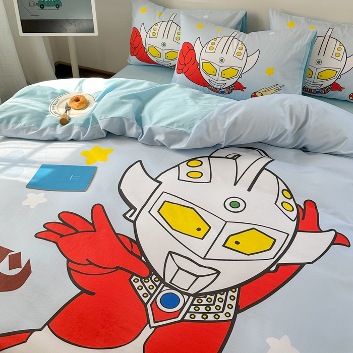 91家纺网 家纺一手货源 找家纺 金爱家 2025新款纯棉数码印花系列四件套-奥特曼 D-超级英雄