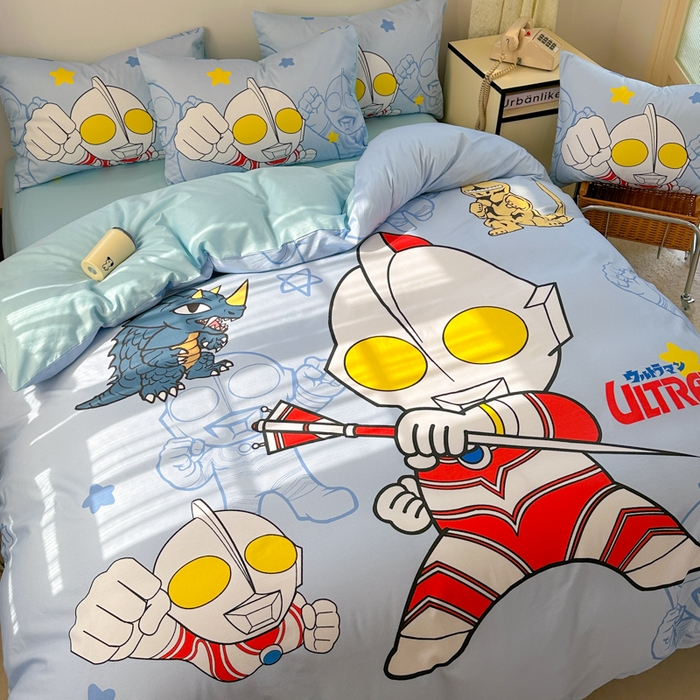 91家纺网 家纺一手货源 找家纺 金爱家 2025新款纯棉数码印花系列四件套-奥特曼 D-护卫队