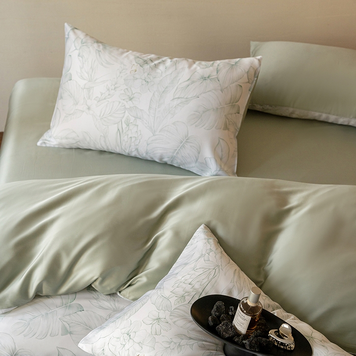 91家纺网 家纺一手货源 找家纺 禾时 2025新款60S兰精天丝数码印花暗合简约款四件套 叶影-绿