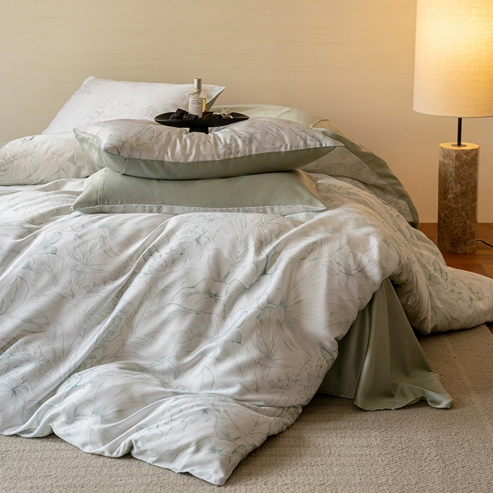 91家纺网 家纺一手货源 找家纺 禾时 2025新款60S兰精天丝数码印花暗合简约款四件套 叶影-绿