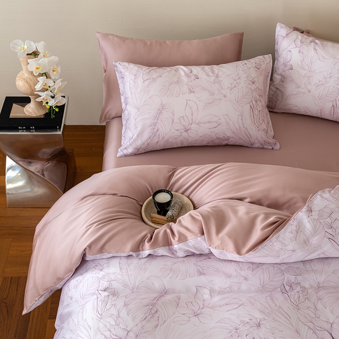 91家纺网 家纺一手货源 找家纺 禾时 2025新款60S兰精天丝数码印花暗合简约款四件套 叶影-紫