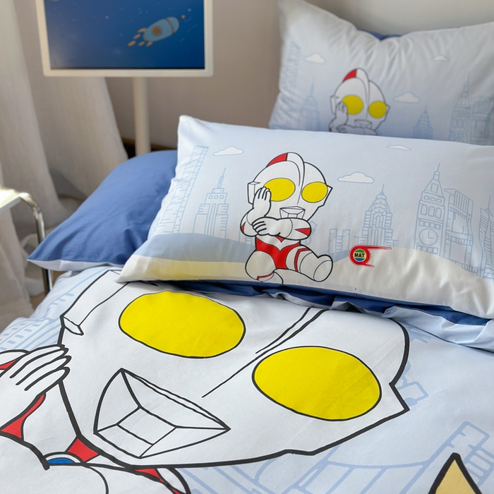 91家纺网 家纺一手货源 找家纺 金爱家 2025新款纯棉数码印花系列四件套-奥特曼 D-城市猎人