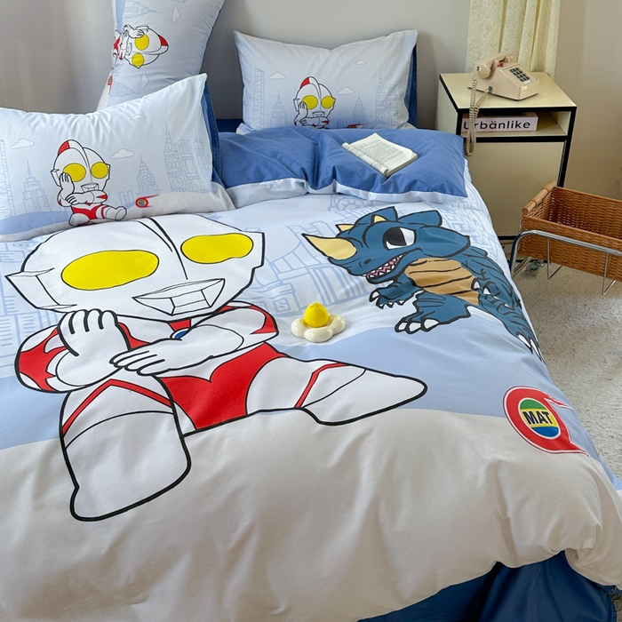 91家纺网 家纺一手货源 找家纺 金爱家 2025新款纯棉数码印花系列四件套-奥特曼 D-城市猎人